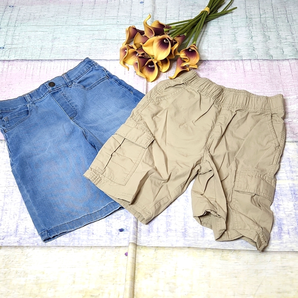 Kid's Set of Two Mixed Brand Shorts